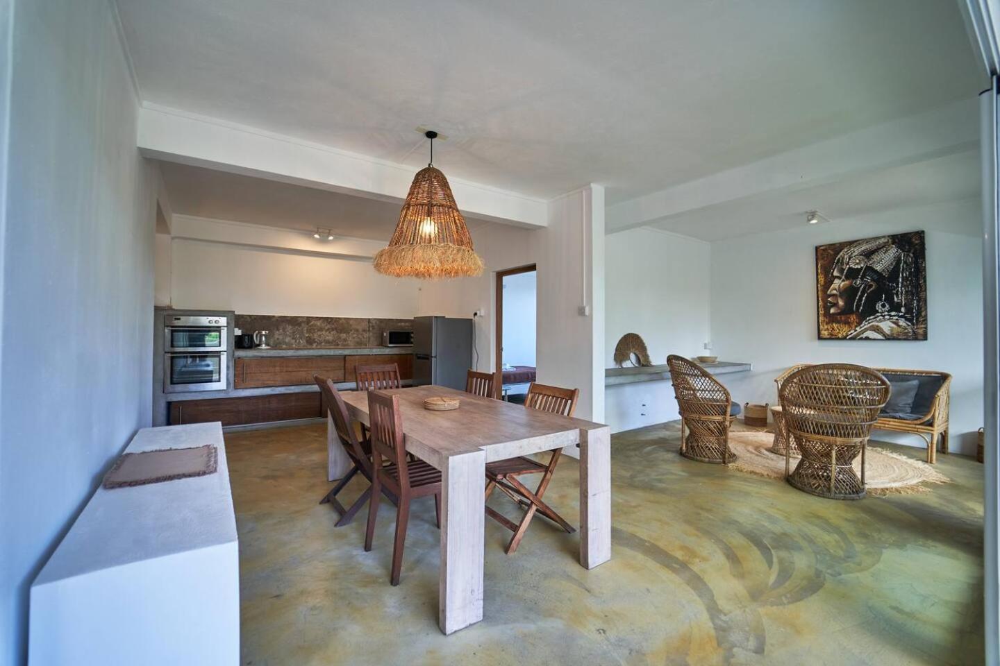 Loukaz -Entire Rental Units W Panoramic Rooftop Coteau Raffin Exteriér fotografie